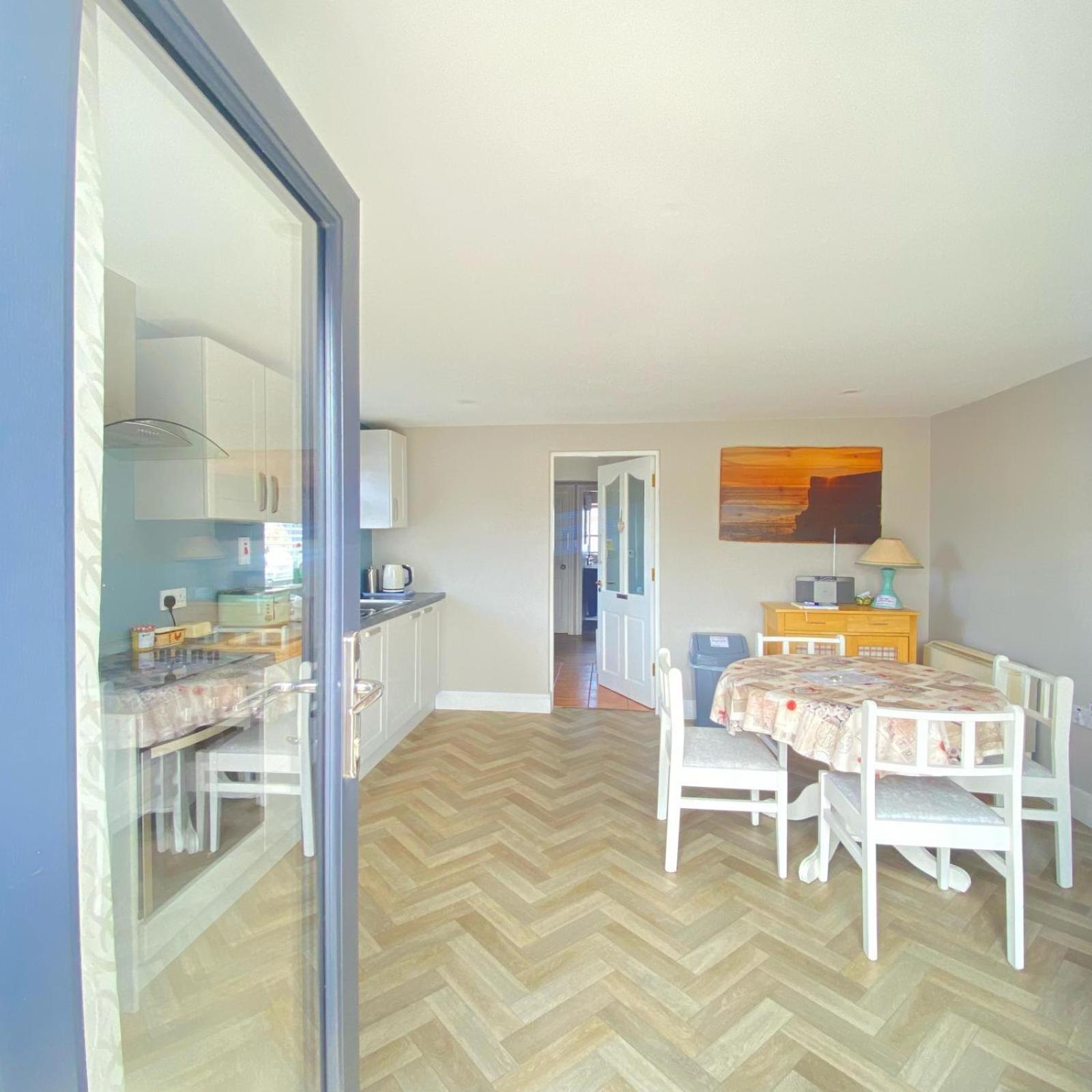 Luxury Holiday Rental With Sea Views On The Wild Atlantic Way Tralee Exterior photo