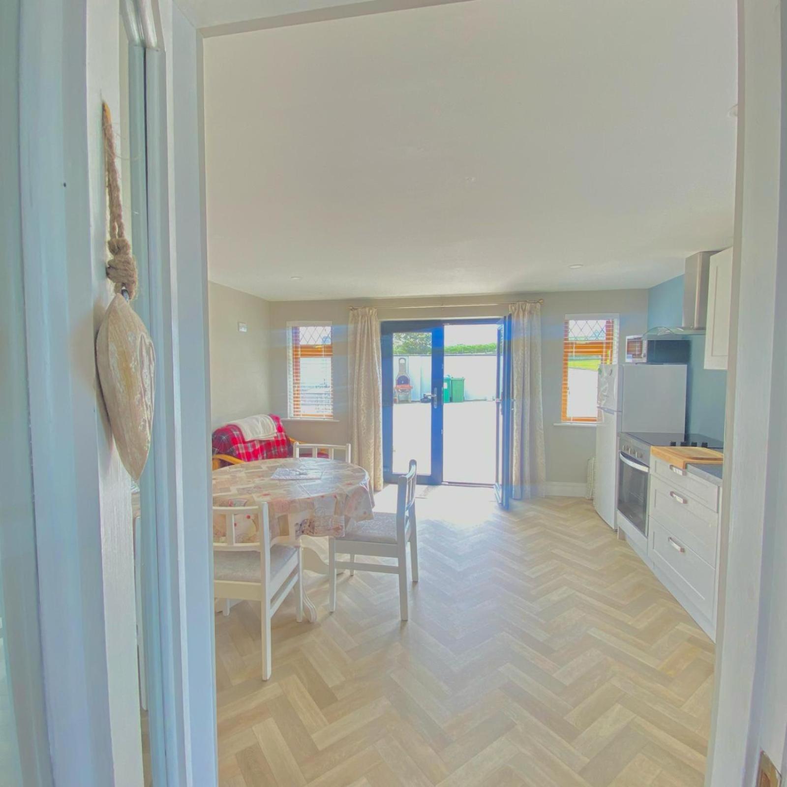 Luxury Holiday Rental With Sea Views On The Wild Atlantic Way Tralee Exterior photo